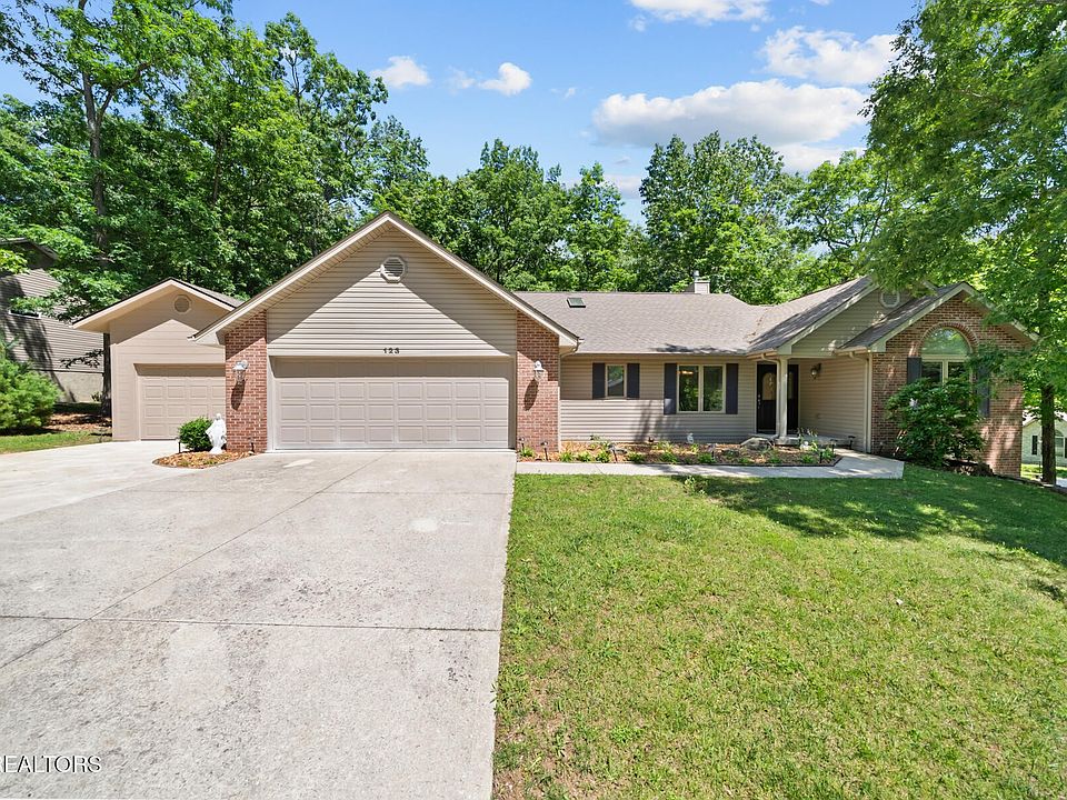 1st image of 123 Camelot Ln