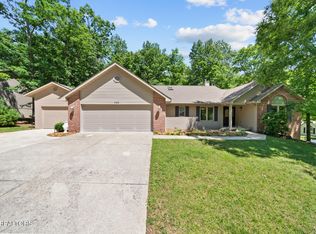 123 Camelot Ln, Fairfield Glade, TN 38558