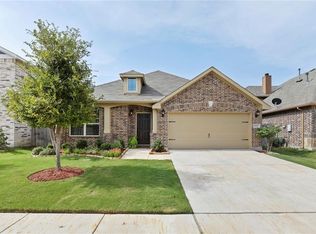 1612 Zebra Finch Dr, Little Elm, TX 75068