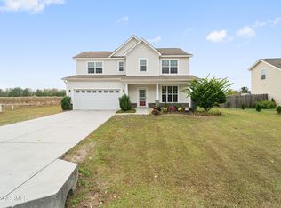 512 Romney Dr, Beulaville, NC 28518