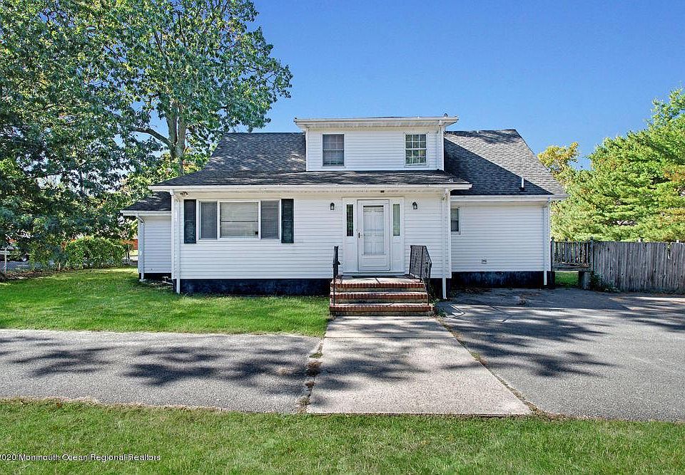 1st image of 237 Buermann Ave