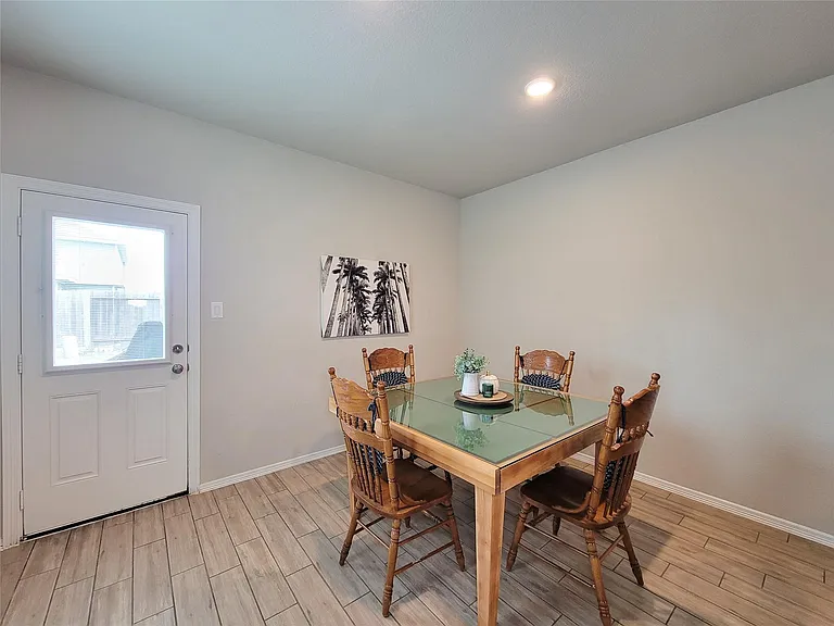 24802 Winema Woods Ln — Photo 11