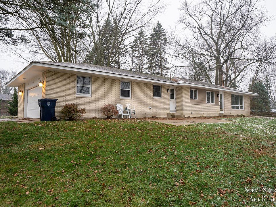1st image of 1107 Legion Park Dr