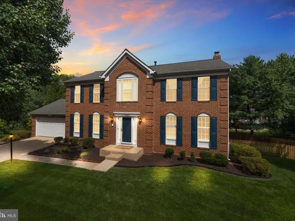 43868 Stronghold Ct, Ashburn, VA 20147