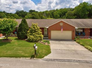 912 Muirfield Dr, Maryville, TN 37801
