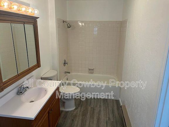 4th image of 4210 Comanche Dr