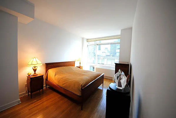 Sold by Viza Group, Inc | media 27