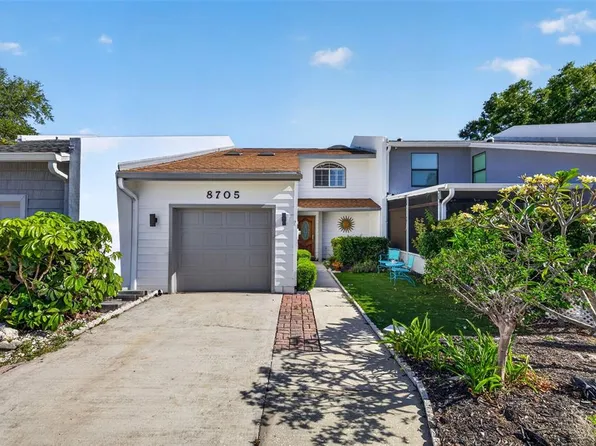 8705 Bay Pointe Dr, Tampa, FL 33615