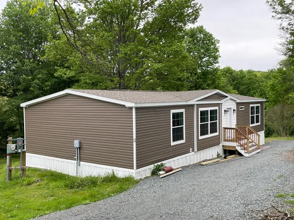 20 Glenn Ave, Clarks Summit, PA 18411