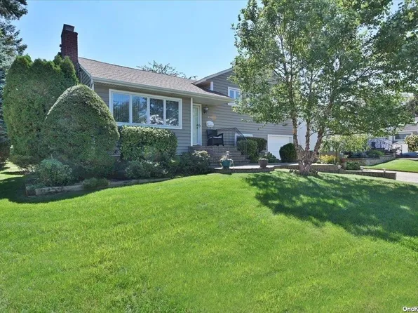 831 Cedar Road, North Bellmore, NY 11710