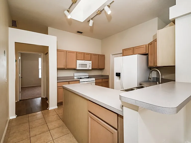6312 Blackberry Ln — Photo 9