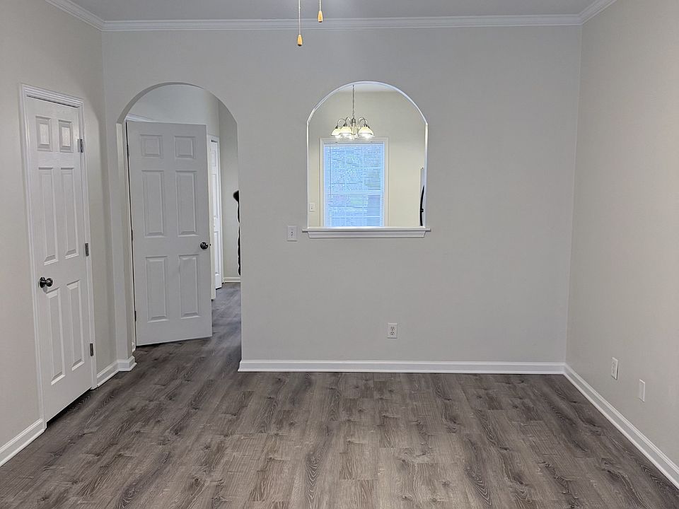 1st image of 609 Cashmere Dr