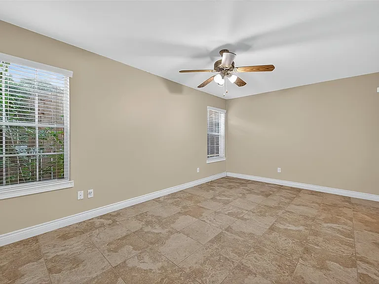 1015 Stanford St — Photo 25