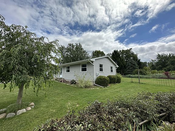 2nd image of 520 Kyser Dr