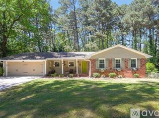 2772 Briarcliff Rd, Atlanta, GA 30329