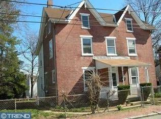 15 7th St, Upland, PA 19015