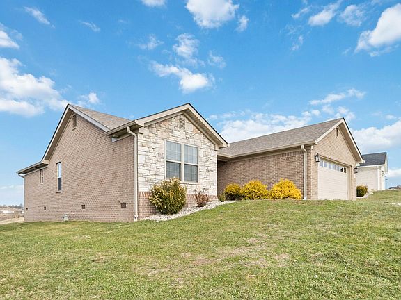 2nd image of 313 Wyldwood Way