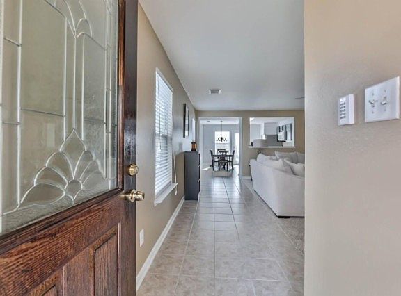 4th image of 8130 White Arbor Ct