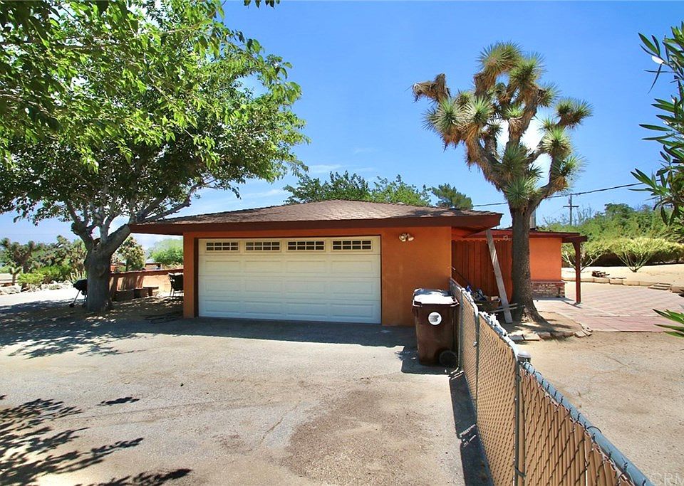 1st image of 56445 Anaconda Dr