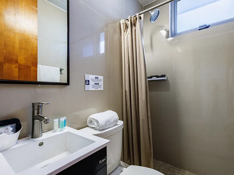 1353 Calle Aldea #3B — Photo 10