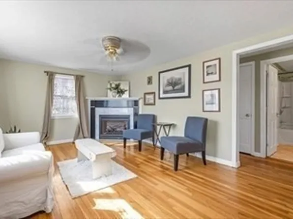 47 Esta Rd, Plymouth, MA 02360