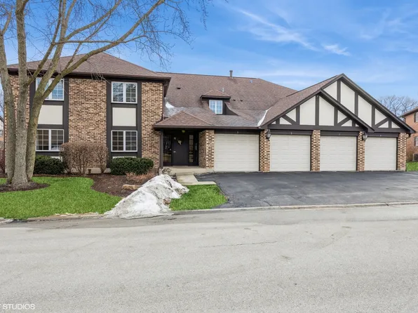 11 Sauk Trl APT 3, Indian Head Park, IL 60525