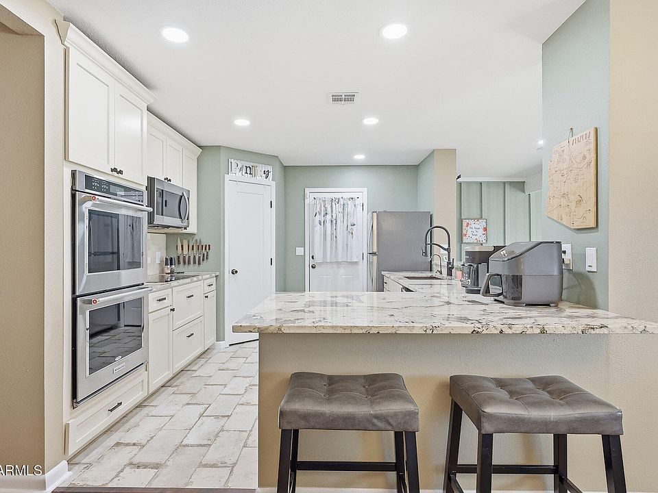 1st image of 11208 N 109TH Avenue