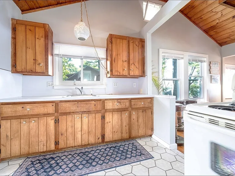 7 Overbrook Rd — Photo 16