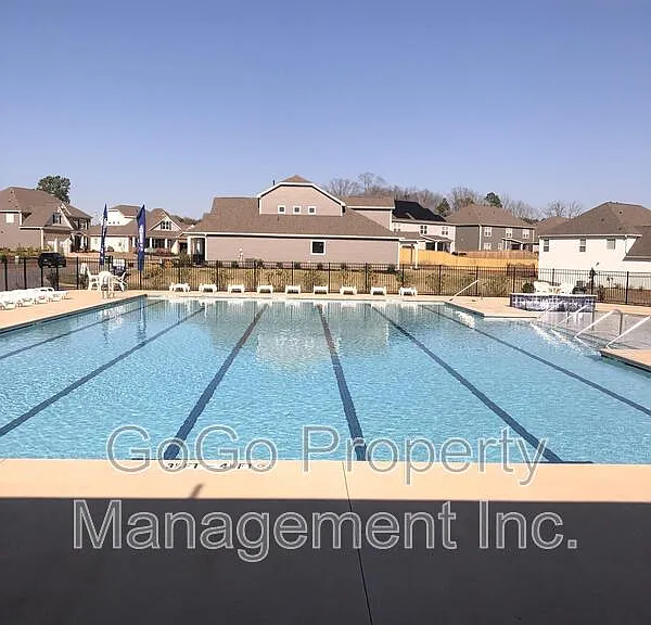 4310 Remington Ave — Photo 21