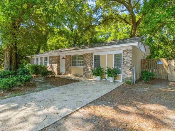 7019 Woodley Dr, Pensacola, FL 32503