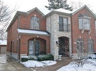 211 Wisner St, Park Ridge, IL 60068