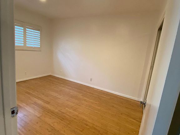 3rd image of 1630 Griffith Park Blvd APT 2