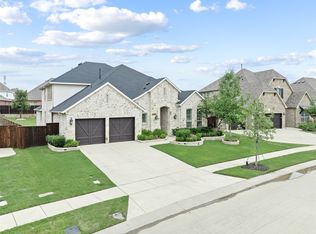 1105 Broadmoor Way, Roanoke, TX 76262