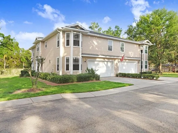 923 Lumsden Reserve Dr, Brandon, FL 33511