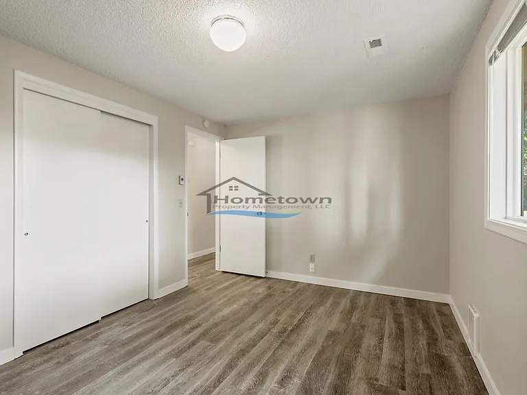 342 W Davidson Ave #1 — Photo 22