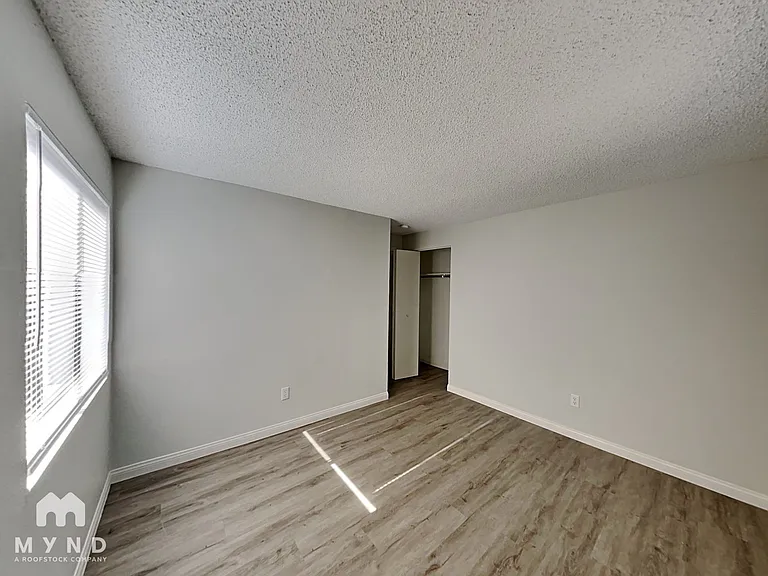 545 Truffles St — Photo 16