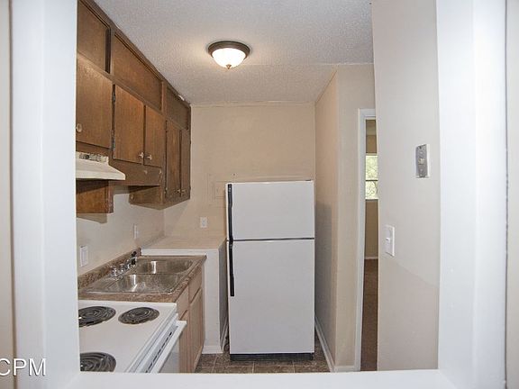 5th image of 4011 Eunice St SW APT 4