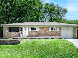 17 Oakmont Ct, Beech Grove, IN 46107