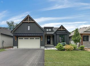 37 Deerview Dr, Quinte West, ON K8V0L8