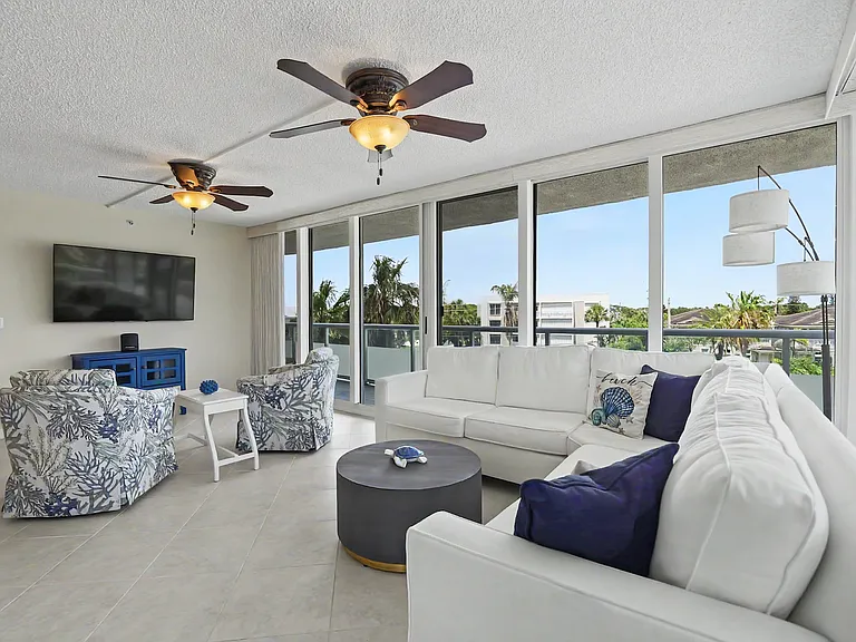 3554 Ocean Dr #302S — Photo 12