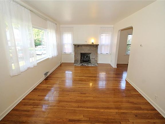 2nd image of 3028 Vernon Ave