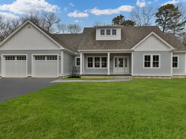 66 Fox Run Lane, East Falmouth, MA 02536
