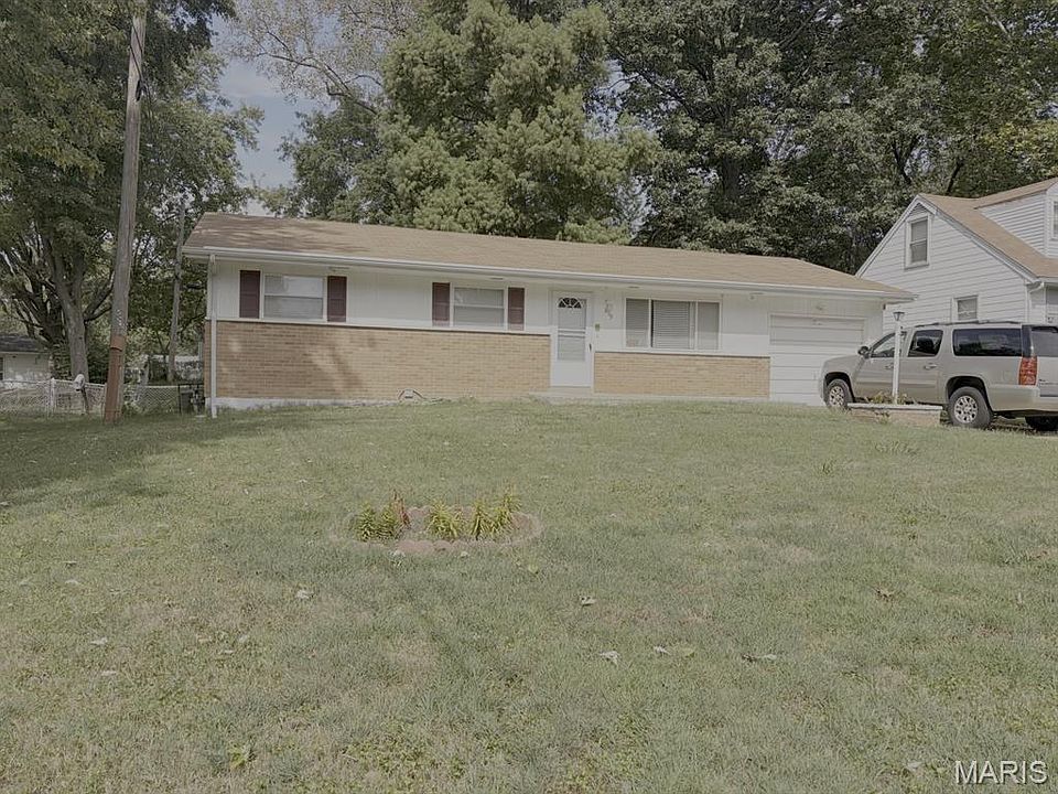 1st image of 839 Font Ln