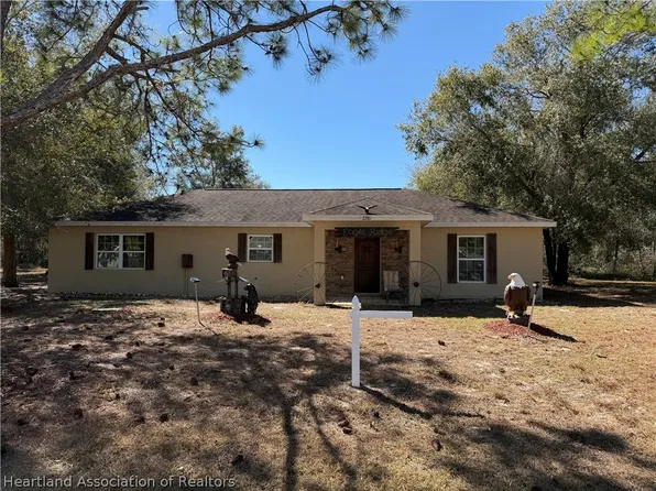 2281 N Unicorn Rd, Avon Park, FL 33825