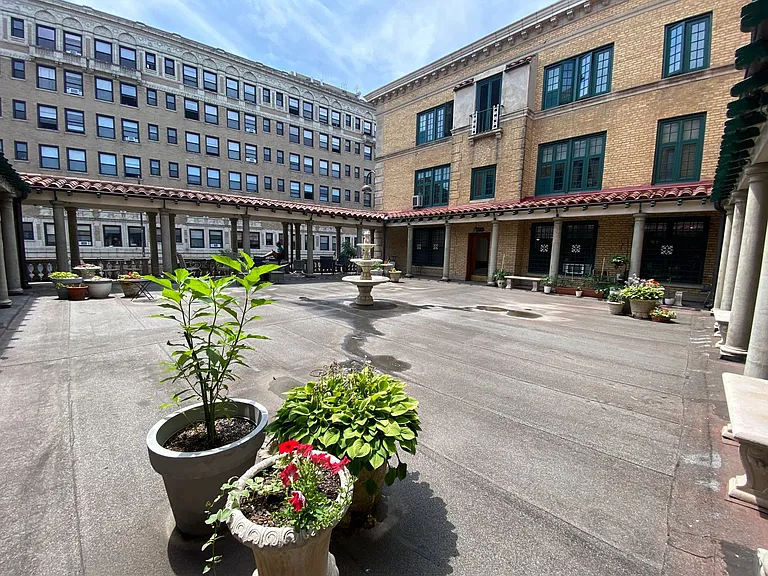 904 Hinman Ave #2D — Photo 10