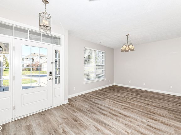 5th image of 8029 Harshaw Dr