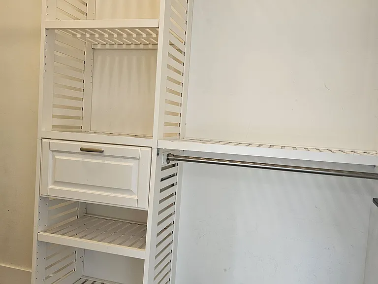 5827 Broadway St #202 — Photo 5