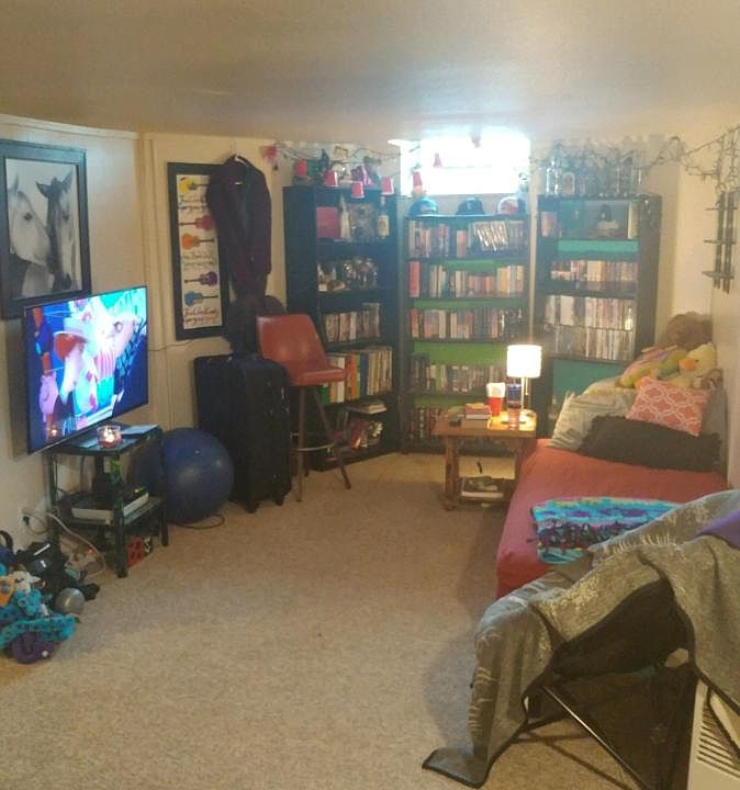 2nd image of 203 4th St SE