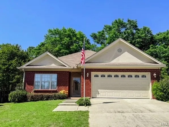 106 Sweet Meadow Ct, Prattville, AL 36066