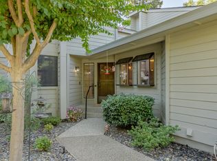 325 Saint Andrews Dr, Roseville, CA 95678